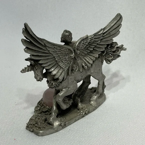 Vintage Comstock Pewter figure 2.25" Cherub on aUnicorn excellent condition - Picture 2 of 13